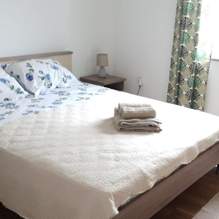 Apartman Lena Пула Екстериор снимка