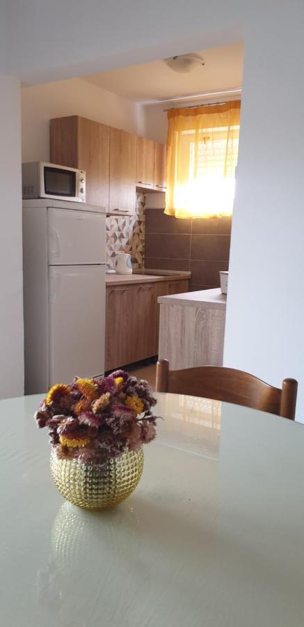 Apartman Lena Пула Екстериор снимка