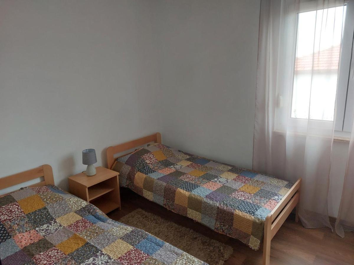 Apartman Lena Пула Екстериор снимка